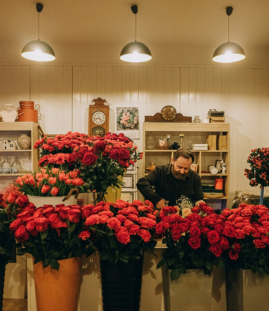 Modern Flower Shop Michal Bursig