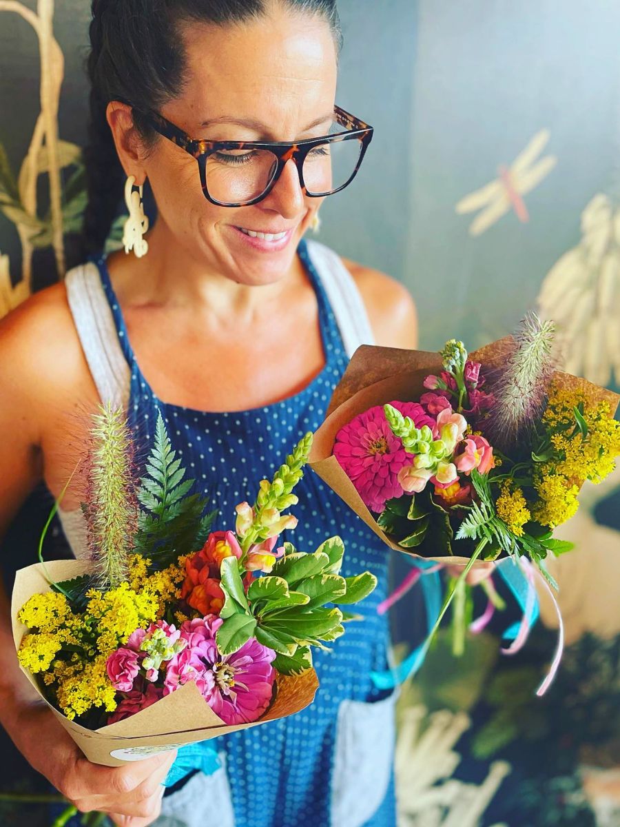 Friendship flowers