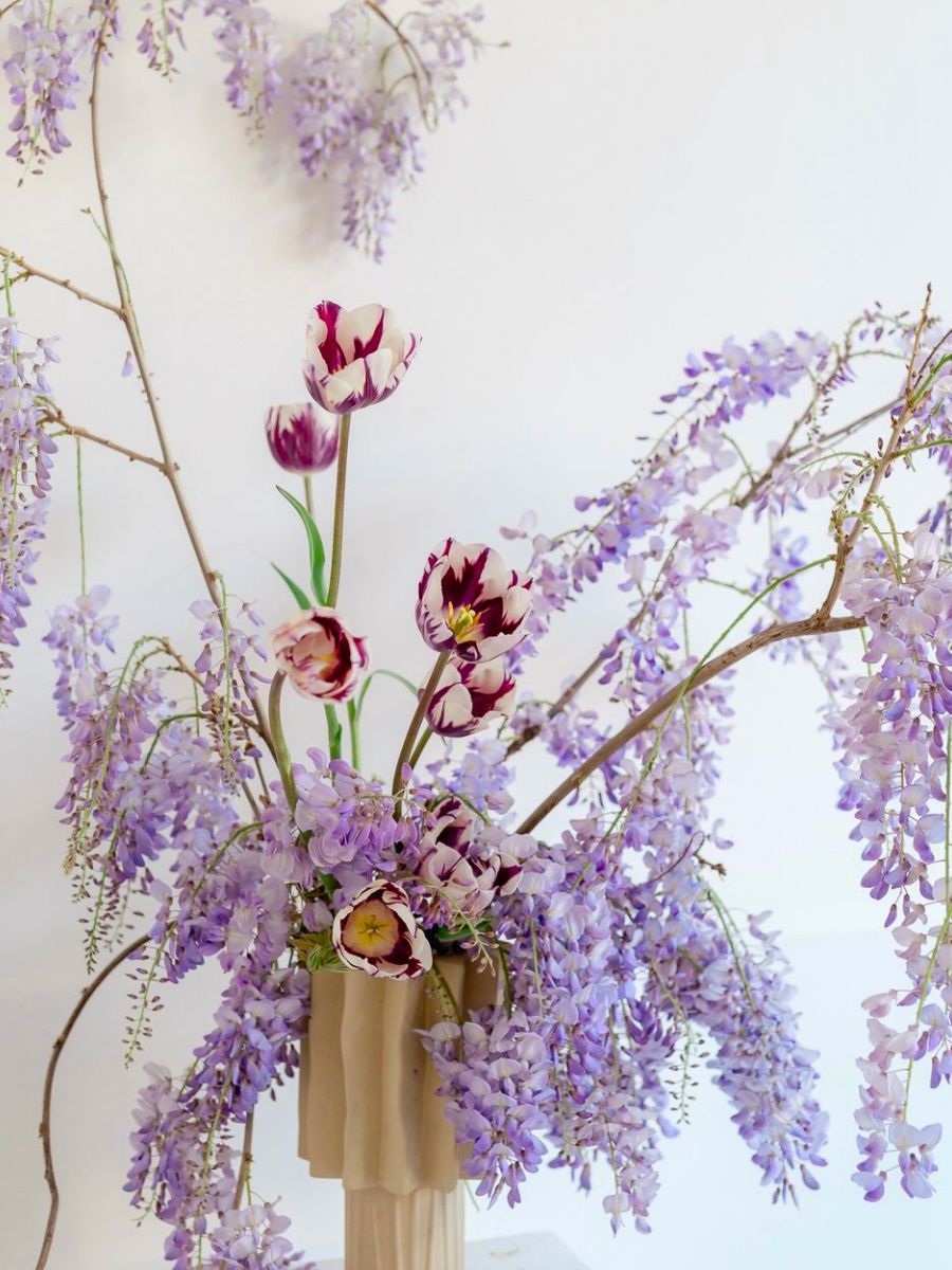 Ikebana form of art by Anthea Studio