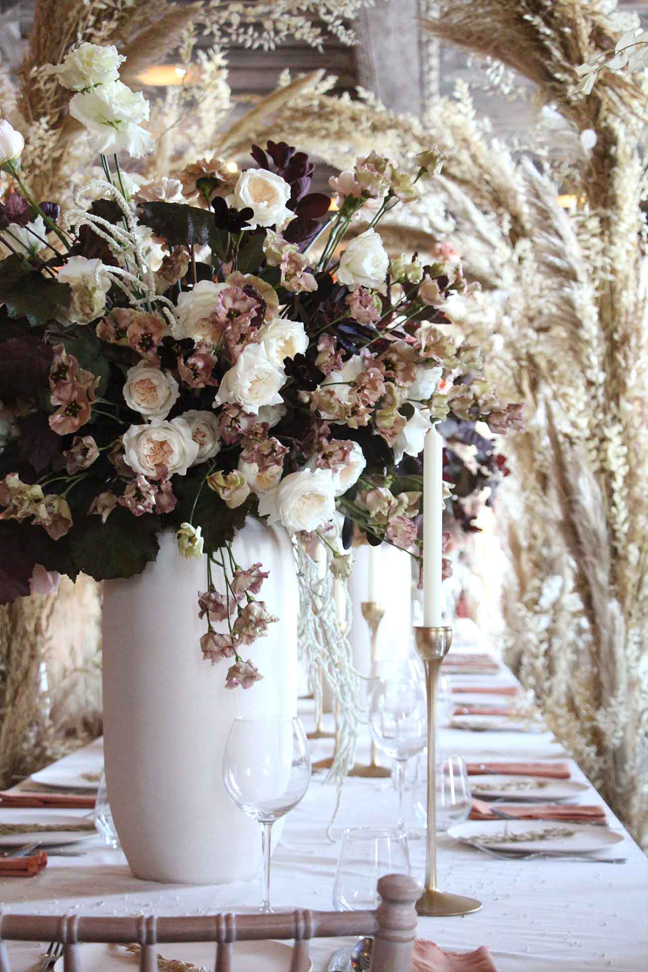 DK Dennis Kneepkens floral design castle romantic wedding dining table large vases