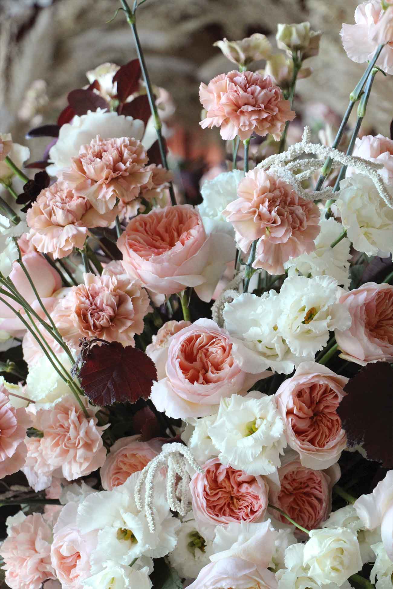 DK Dennis Kneepkens floral design castle romantic wedding dining table pink roses1
