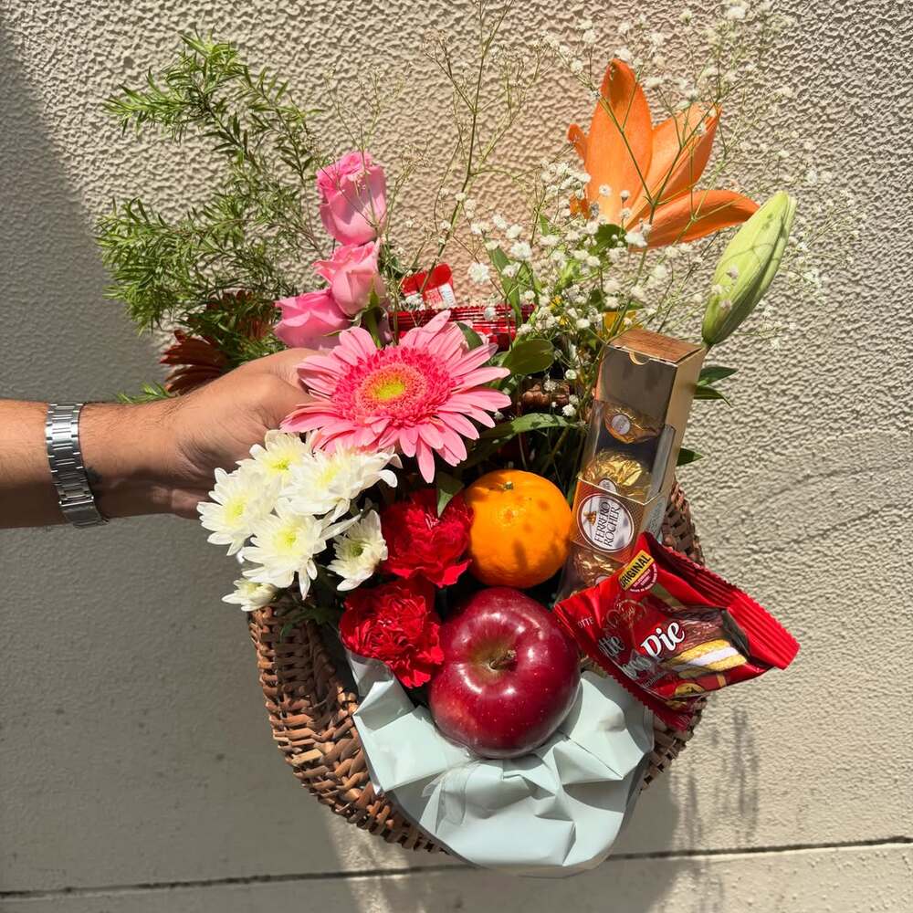 Blooming Tales BOUQUETS