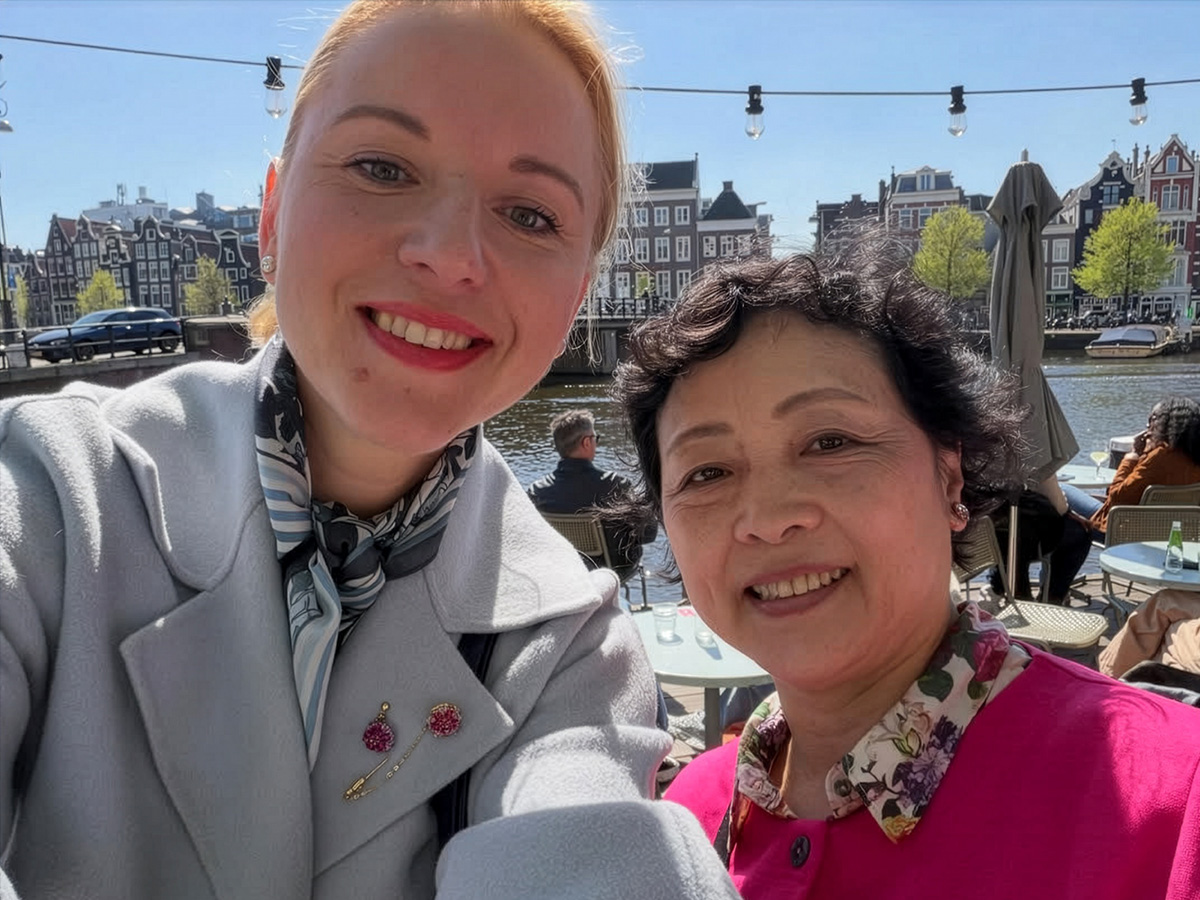Kazuyo Asayama Katya Hutter Amsterdam canal