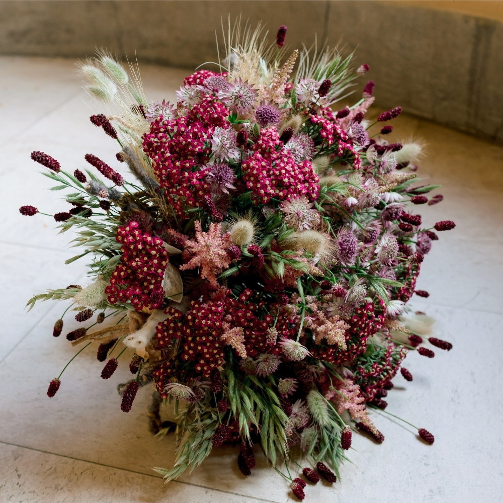 Kriszti&aacute;n K&ouml;ver Creates Summer-Themed Floral Designs With Flowers From Grower Marginpar.