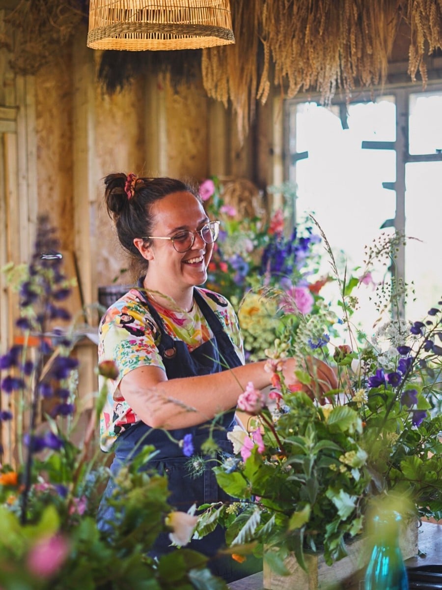 What Flowers Are Typical for Summer Bouquets?