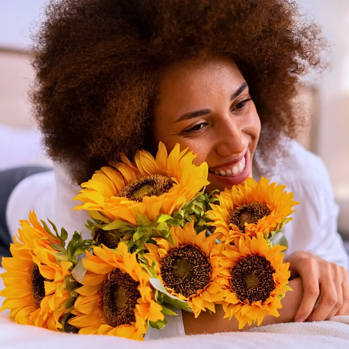 Quintessential Flowers for Summer Bouquets and How to Use Them