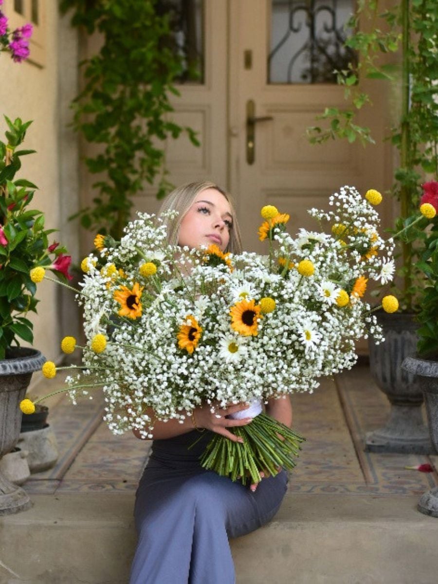 &ldquo;Love is&hellip; a harmony of opposites&rdquo; &ndash; Floral design Xlence&reg; Gypsophila by Veronika Zlatu&scaron;kov&aacute;