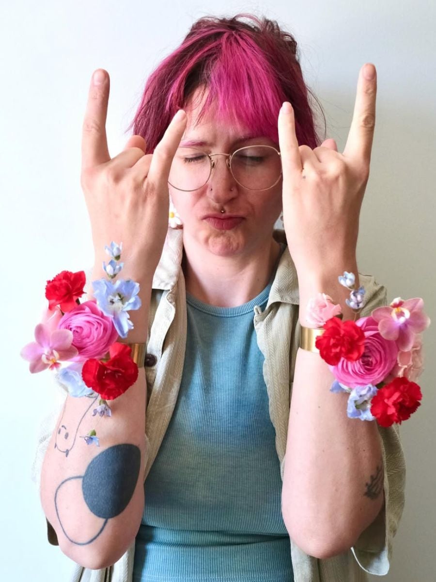 Rocking with flowers