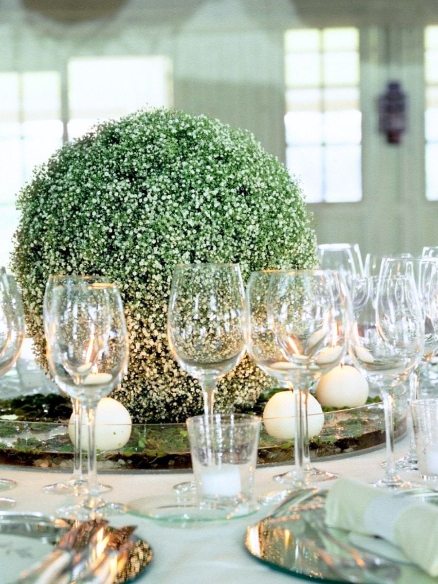 Sphere Daniel Ost by Nele Ost With Gypsophila