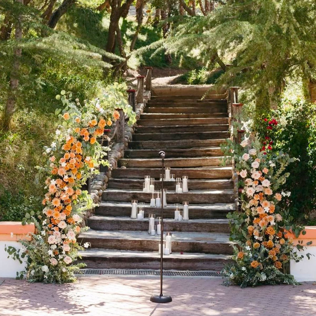 Floral installation with Sideau&reg; by urbanmarigold