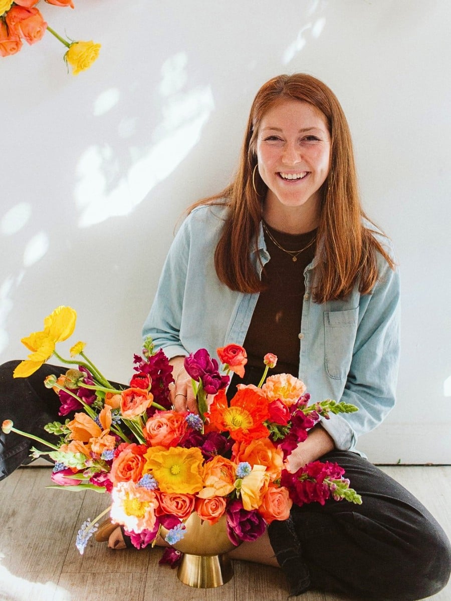 Can You Mix Different Flowers in One Vase?