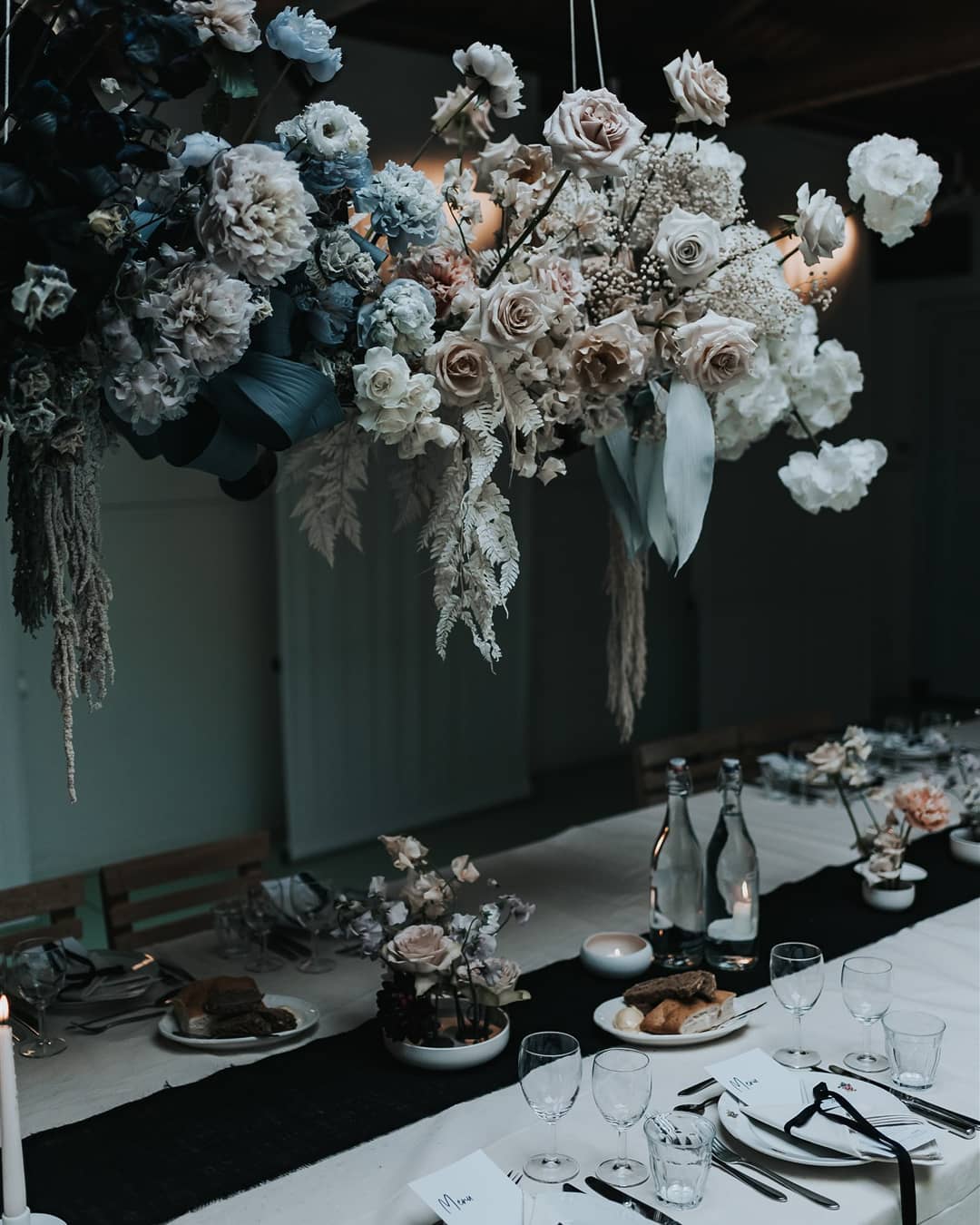 edeniquefloraldesign_What is The Actual Vase Life of Dried Flowers_cloud fresh and dried flowers on thursd