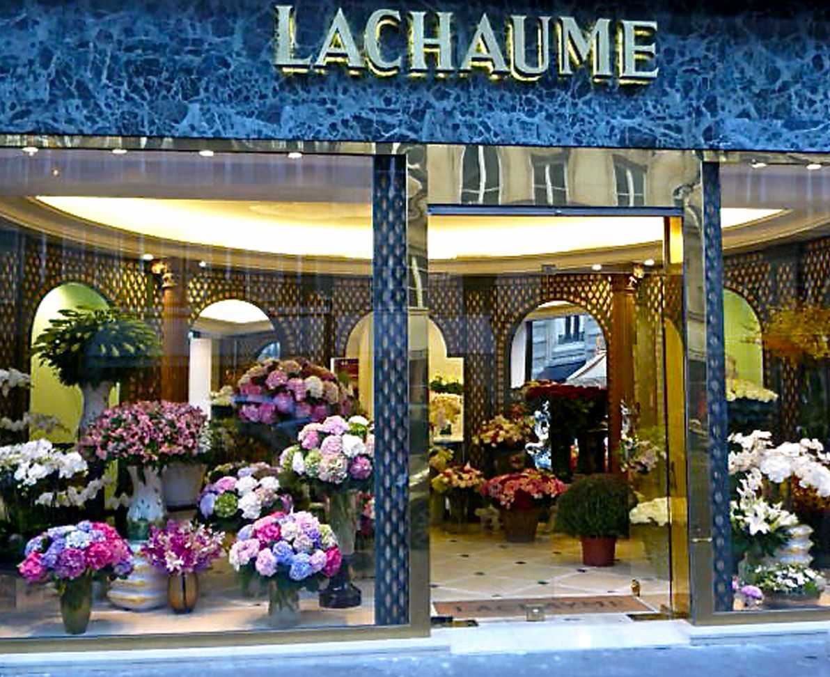 Where does Karl Lagerfeld buy his flowers Lachaume014