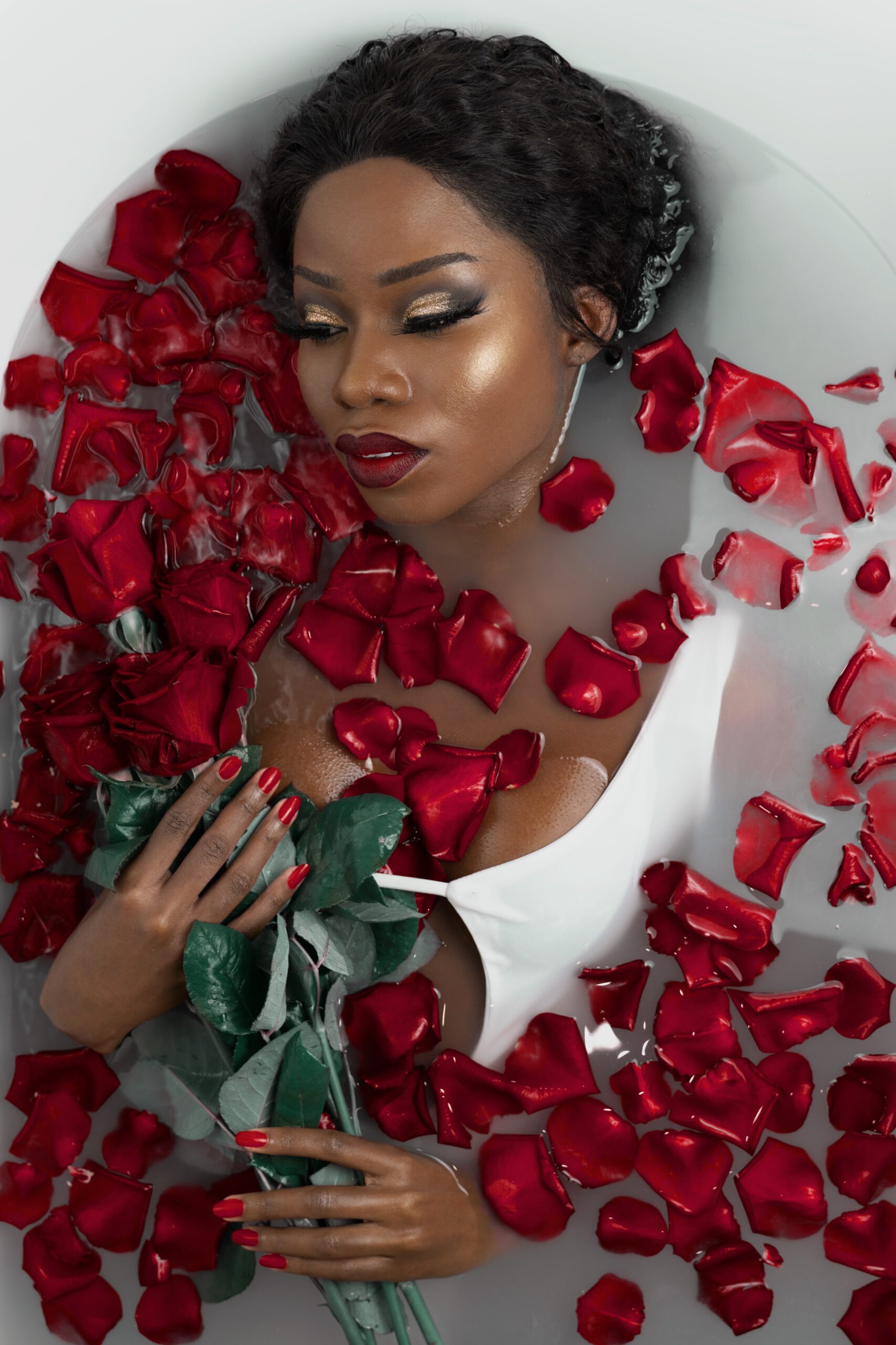The Meaning of Red Roses001
