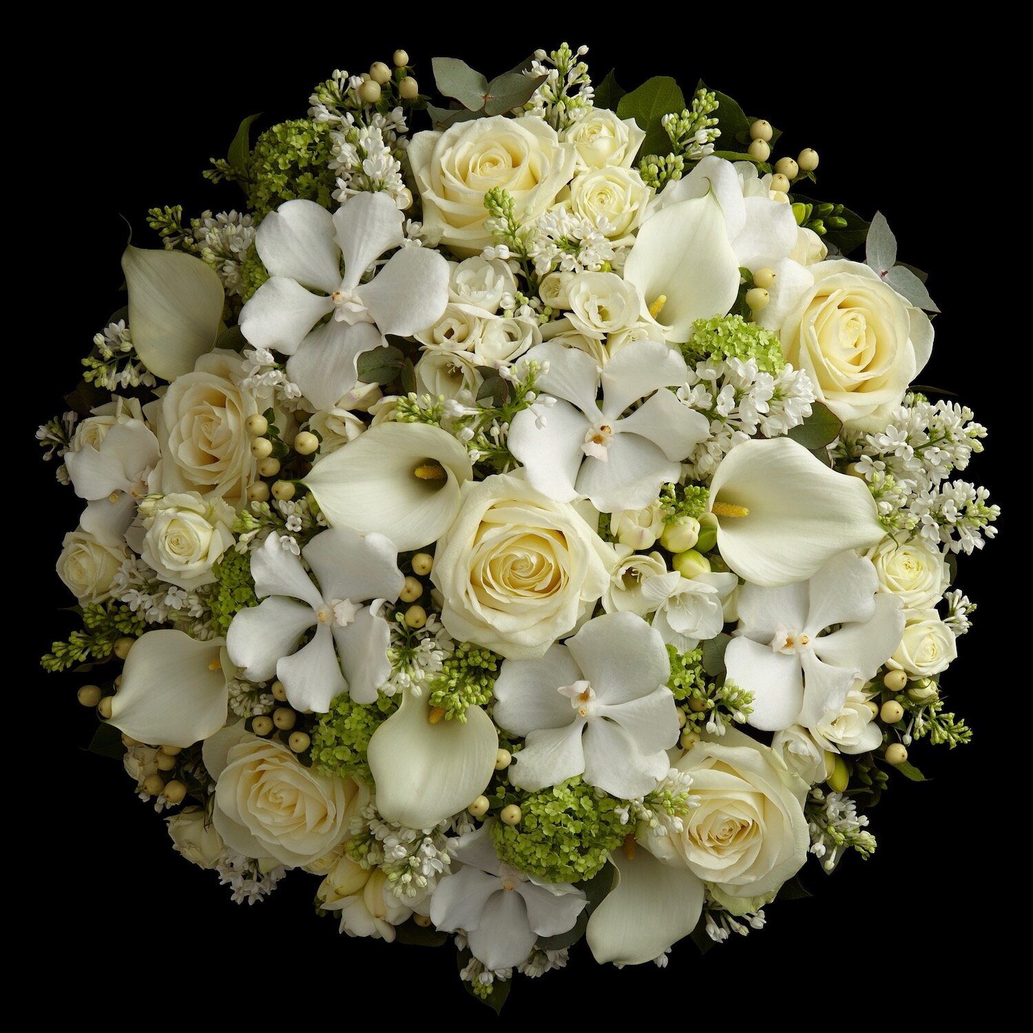 Neill Strain Floral Couture Introduces the New Collection of Valentine’s Day Flowers - white bouquet - on thursd