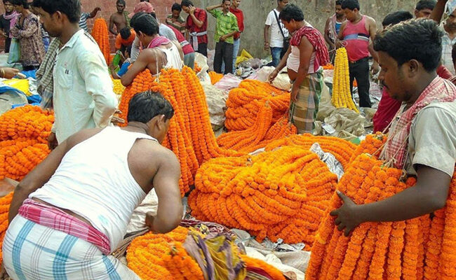 Mullik Ghat Flower Market Kolkata