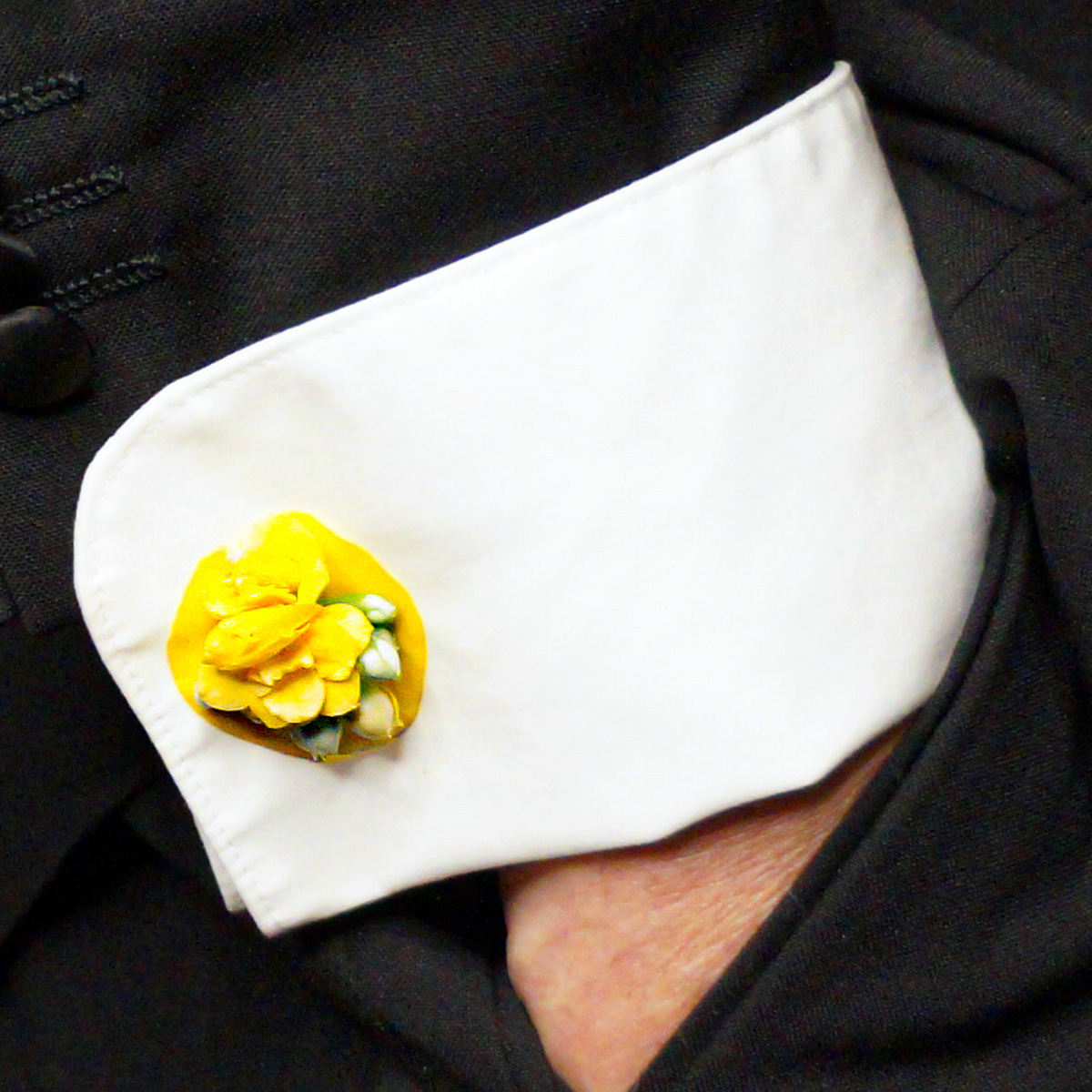 Pocket Bouquets and Cufflinks for Weddings and Parties 22
