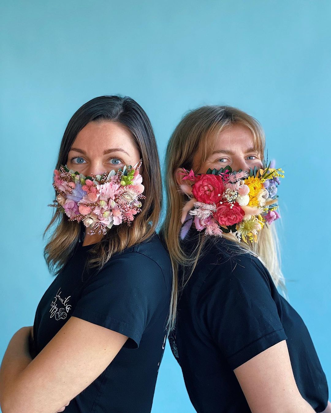 These Floral Face Masks Are Pretty Cool003