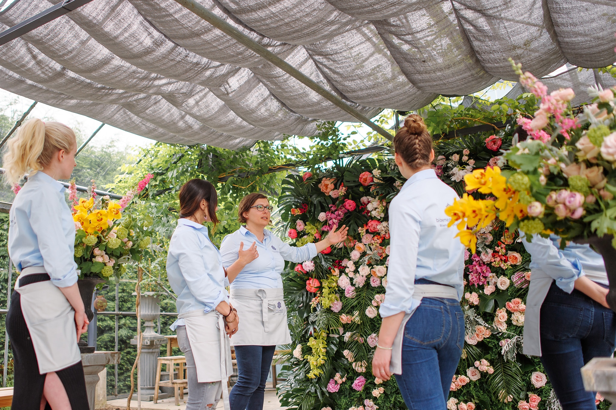 Bloemenmeisjes at work