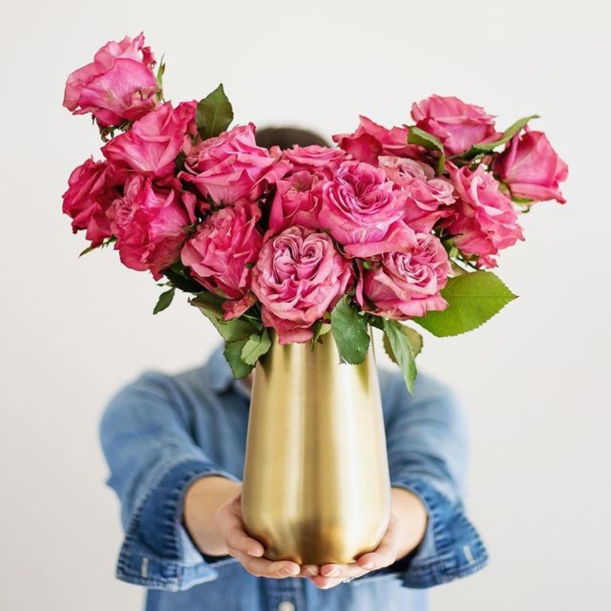 How Christina Stembel Turned Farmgirl Flowers Into A $60 Million Empire  - Blog on Thursd - Featured (5)