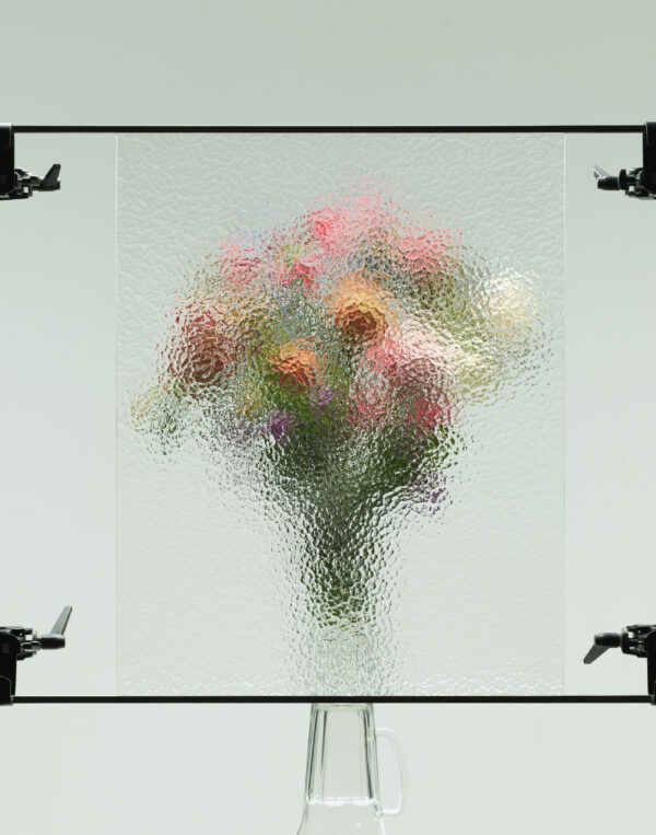 Foggy flowers 1 - Studio Lernert & Sander - on thursd