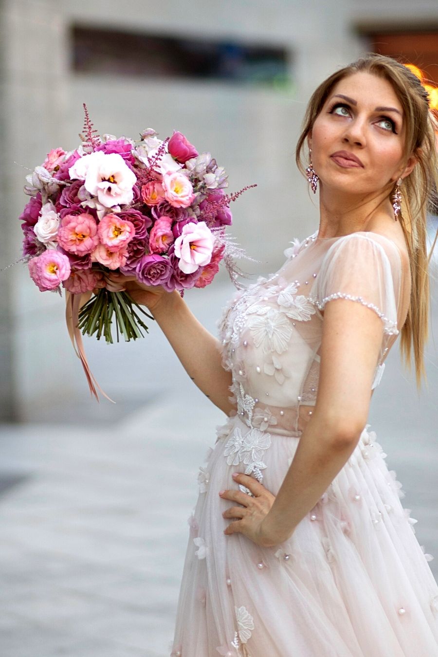 Wabara Aoi Roses bridal bouquet Alina Neacsa on Thursd
