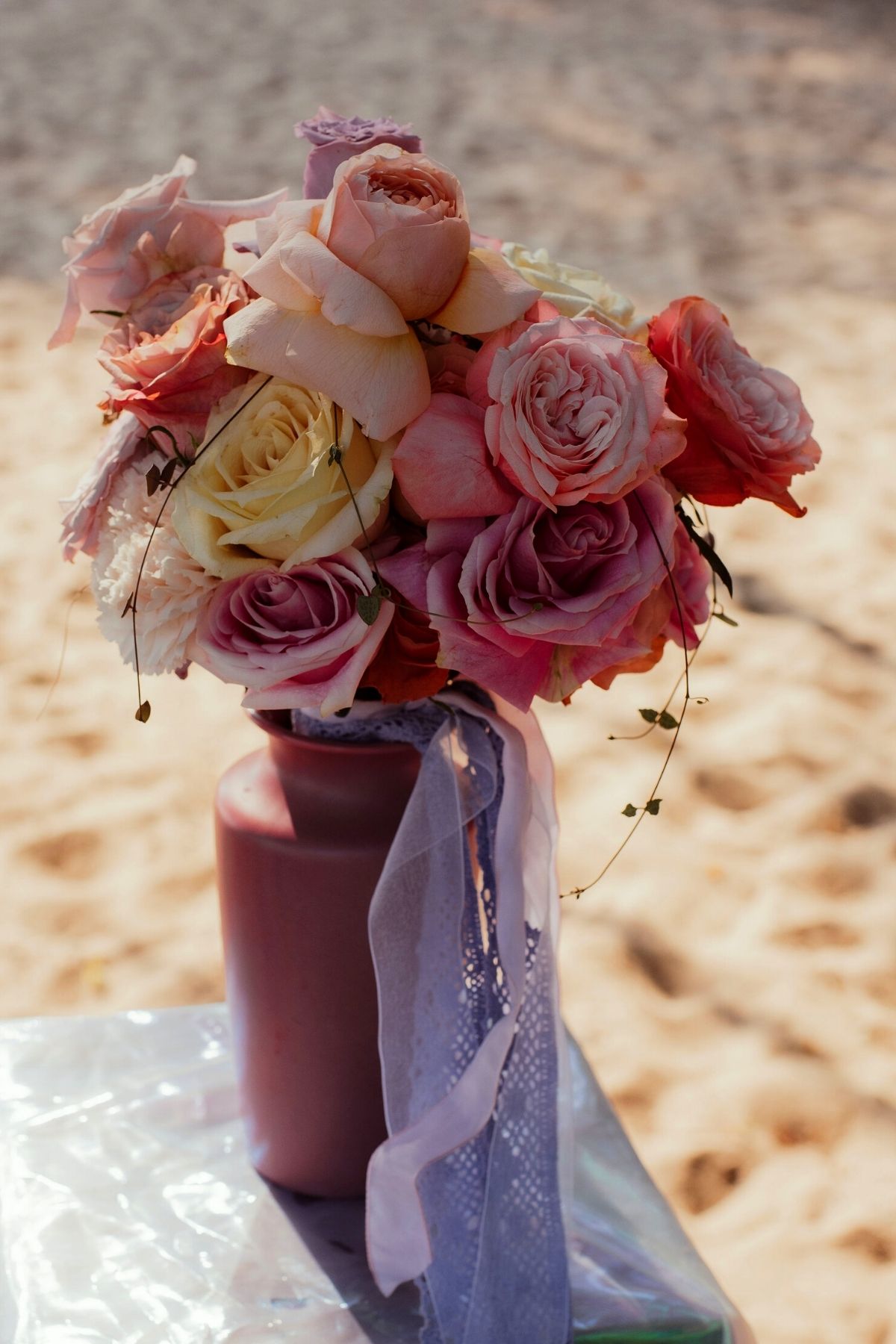 Inspirational Shoot With Gorgeous Decofresh Roses and Carnations - Blog on Thursd (39)