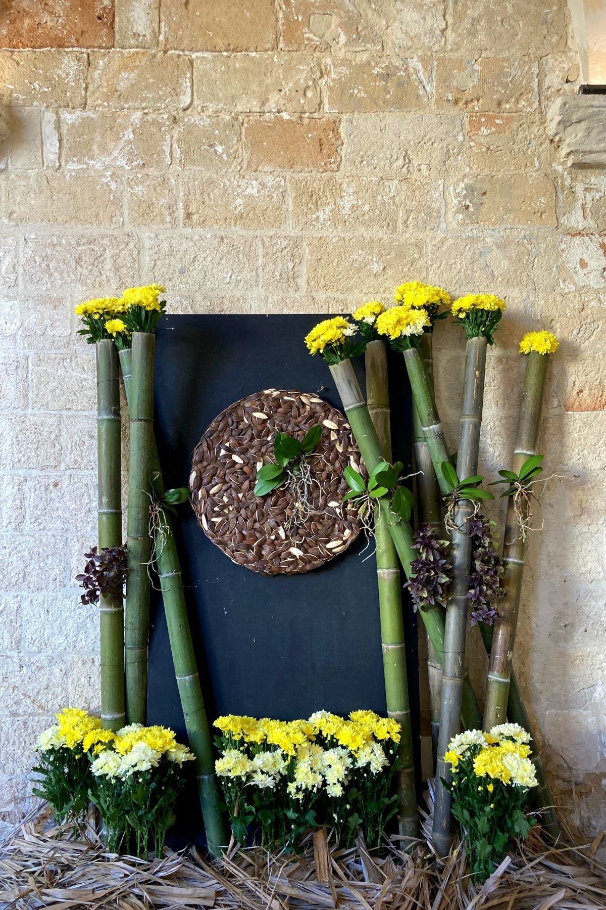 Strong Women in Floristry Like Anna Maria Spedato Working on Leverano in Fiori - Blog on Thursd (3)