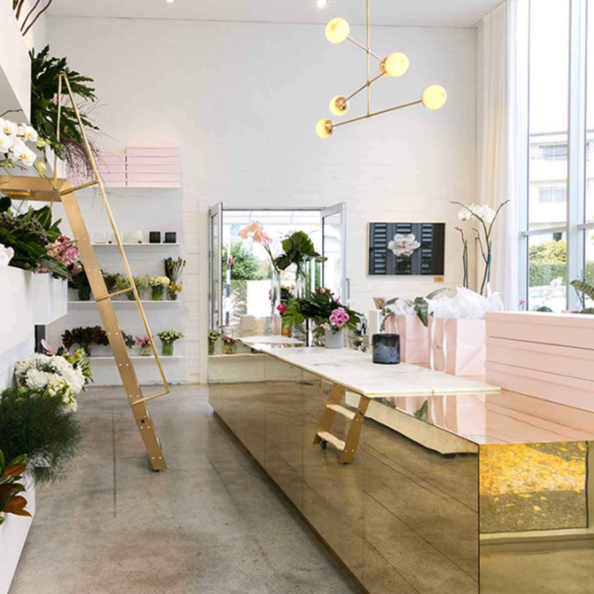 blush-the-flower-shop-that-gives-you-goosebumps-featured
