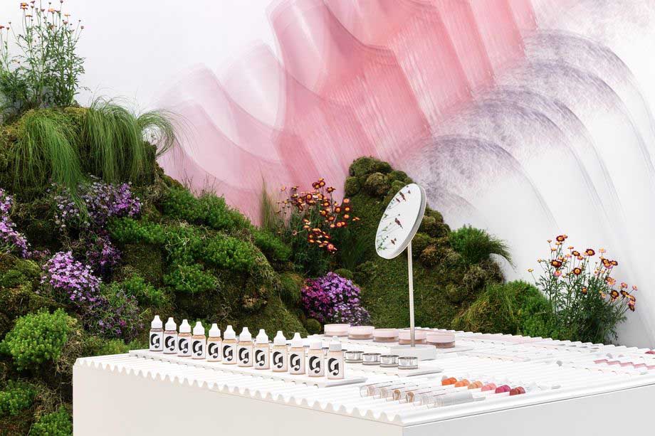 why-stores-and-kylie-jenners-house-are-covered-in-flowers-header