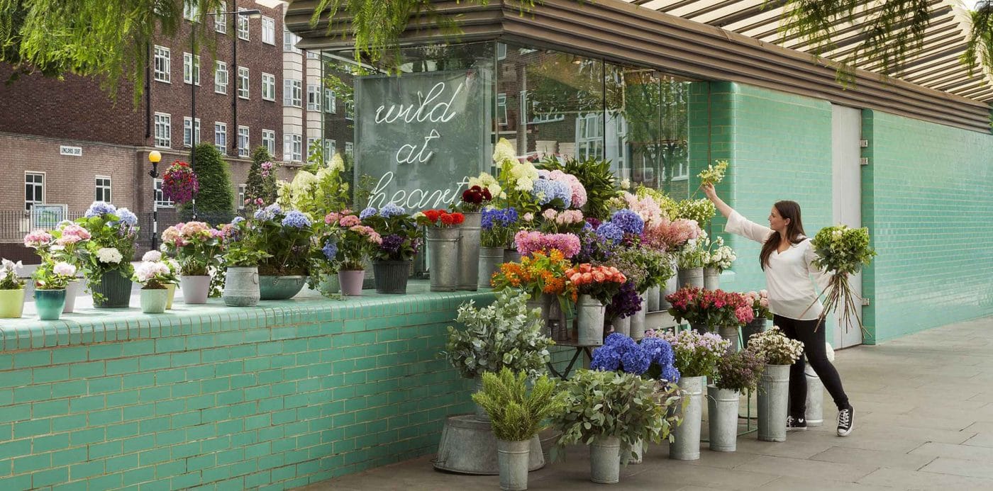 5-florist-shops-to-visit-in-londonthe-flower-shopkeepers-presents-5-florist-shops-you-need-to-see-when-youre-in-new-york-check-out-these-amazing-shops-on-thursd-header