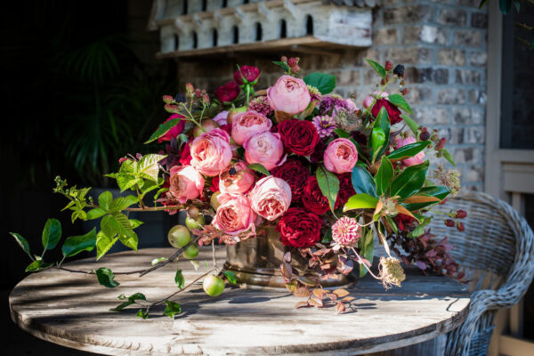 Beautiful Designs with Garden Roses - Alexandra Farms design contest winner 3