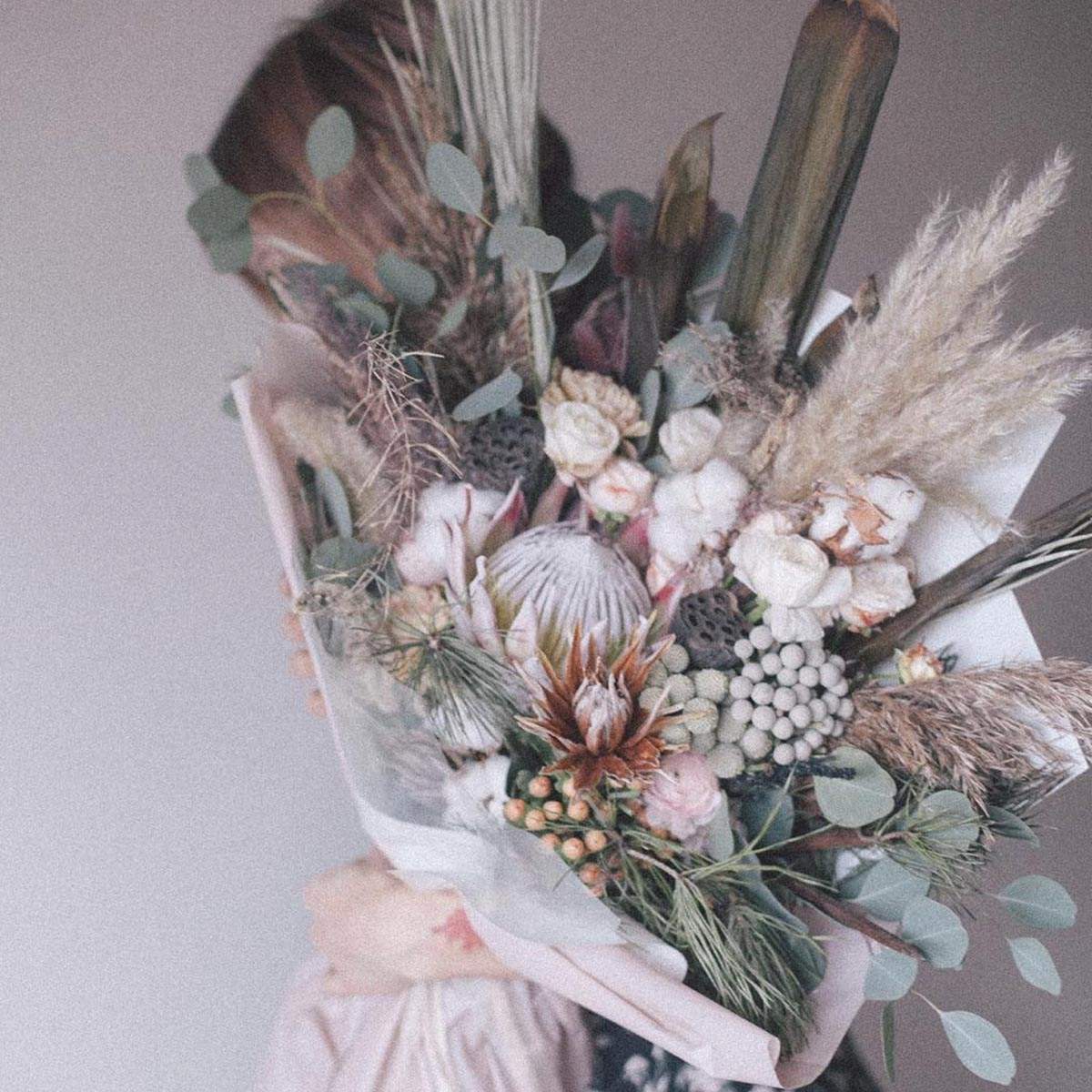 lis_floral_agency_florists_on_thursd_featured