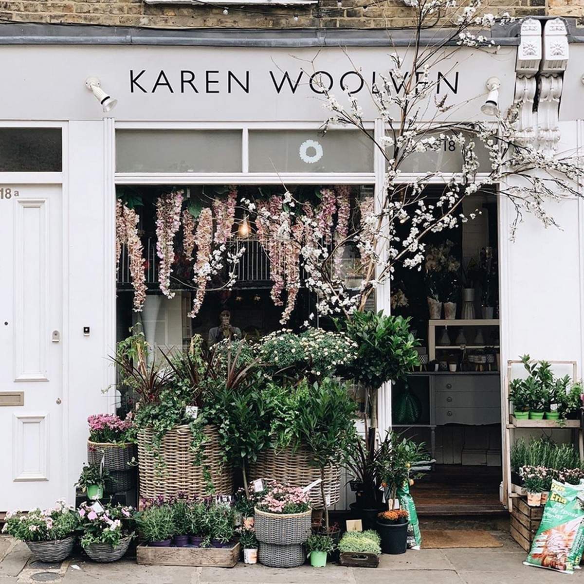 Karen Woolven Florist onThursd