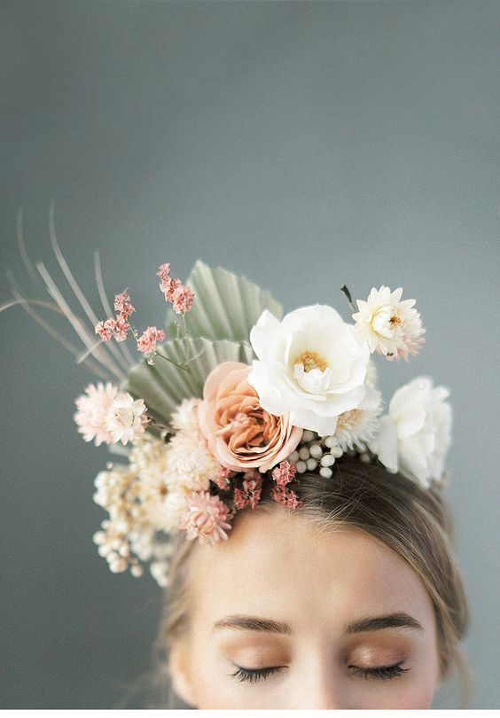 Floral headpiece with fresh flowers