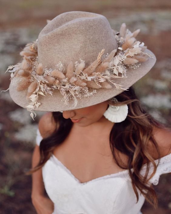 dried flowers hat decoration