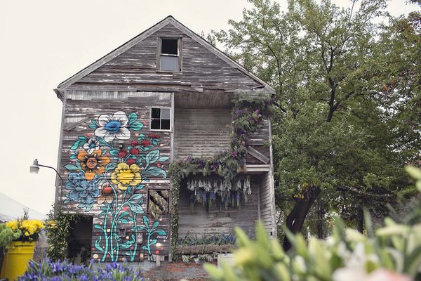 How a Flower Farm Blooms From an Abandoned House - Lisa Waud on thursd - Heather Saunders Photography - the house