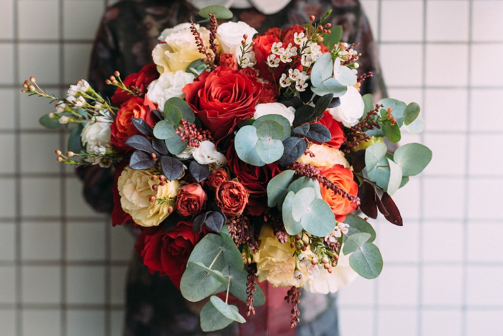 15 Winter Wedding Flowers for Your Seasonal Floral Arrangements Winter Wedding Bouquet