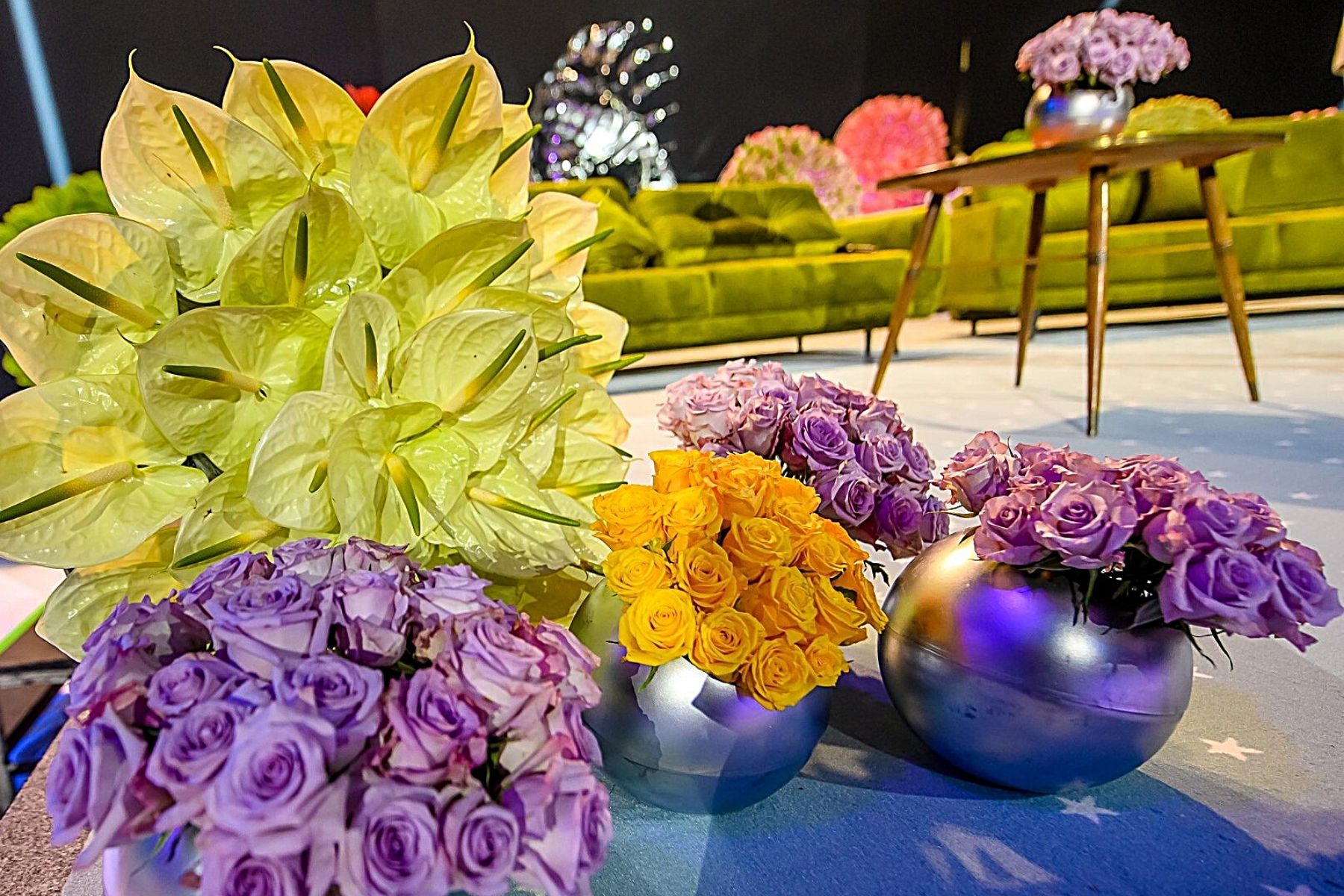 Flower arrangement in balls
