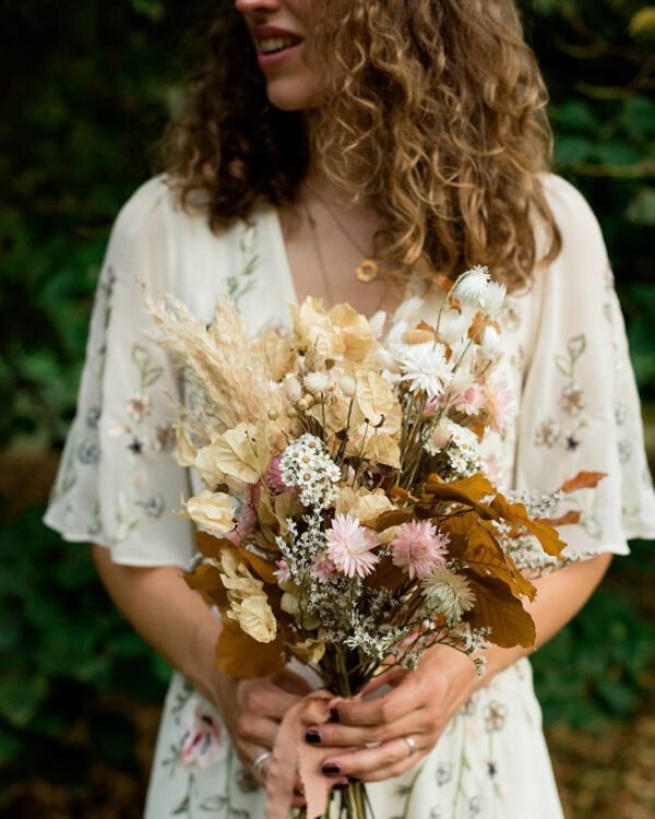 15 Floral Arrangements for the Winter Season Dried Flowers Bouquet