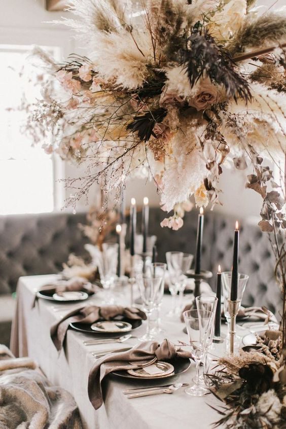 15 Floral Arrangements for the Winter Season tablescape with dried flowers