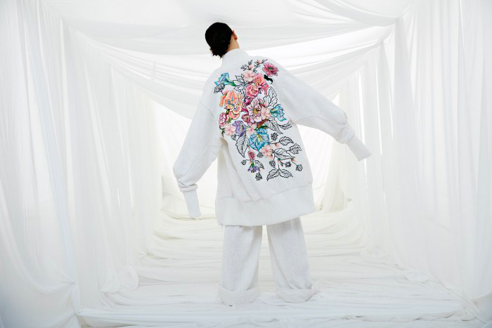 Nguyen - embroidery with flowers - vietnamese haute couture - on thursd