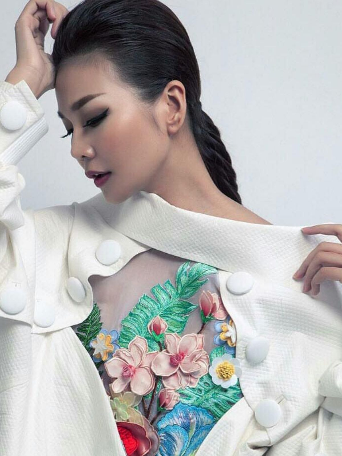nguyen vietnamese couture - model in embroided blouse - on thursd