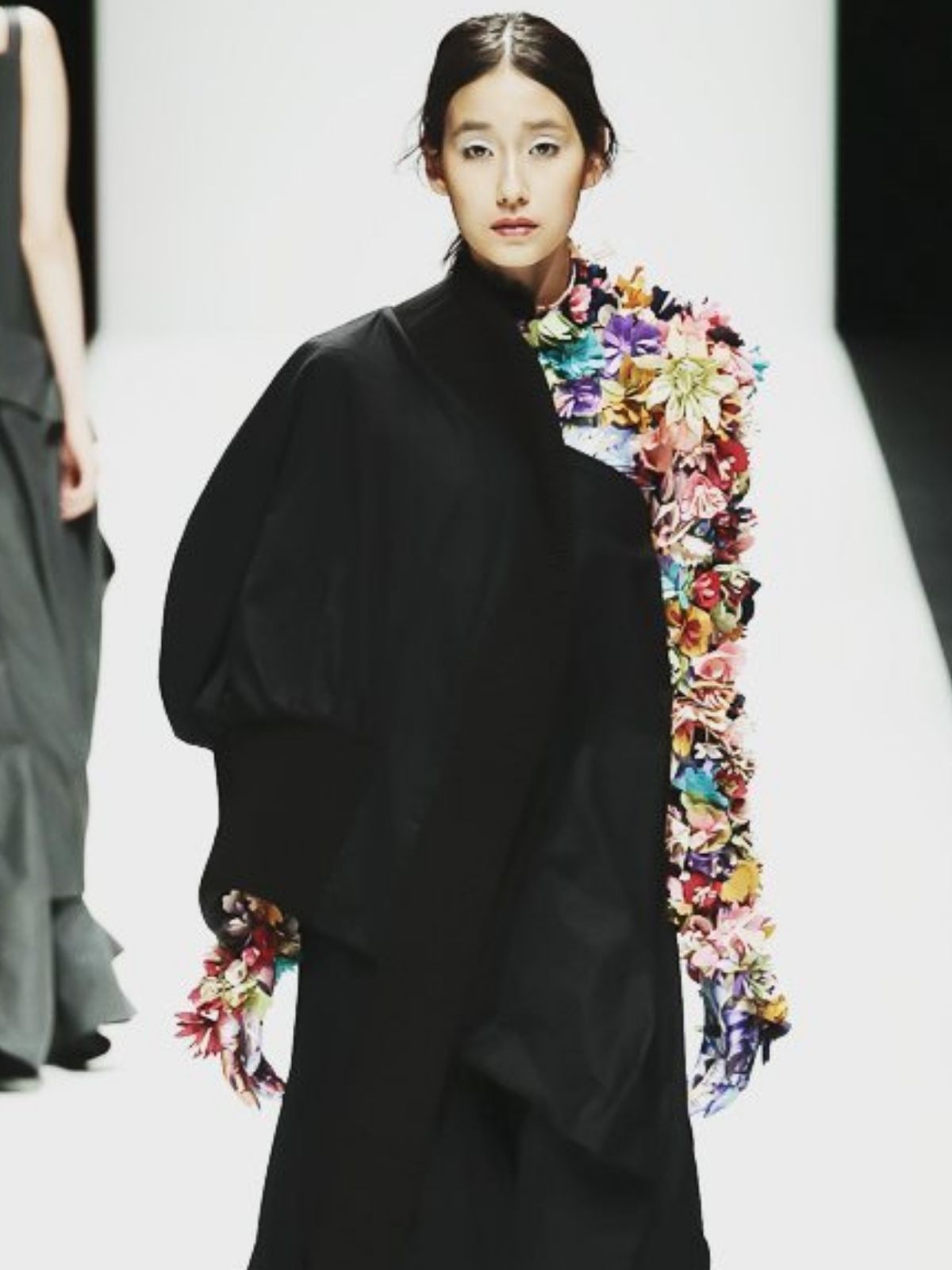black and flowers dress - floral couture - Nguyen Cong Tri - on thursd