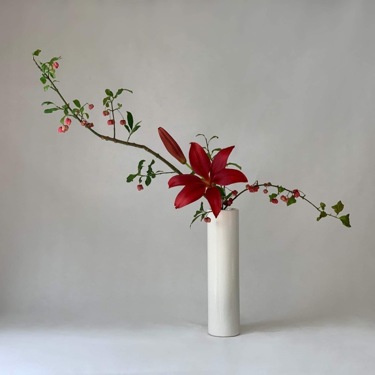 Vase with one lily from Ekaterina Seehaus on Thursd - Ikebana as Meditation