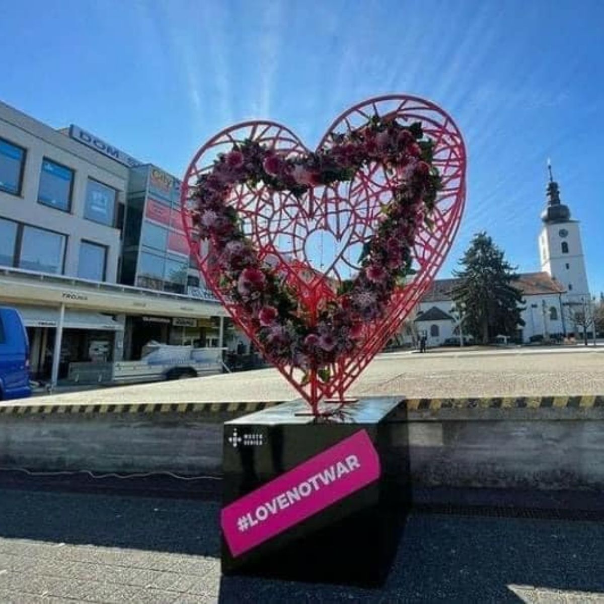 Heart for #lovenotwar Bratislava - on Thursd