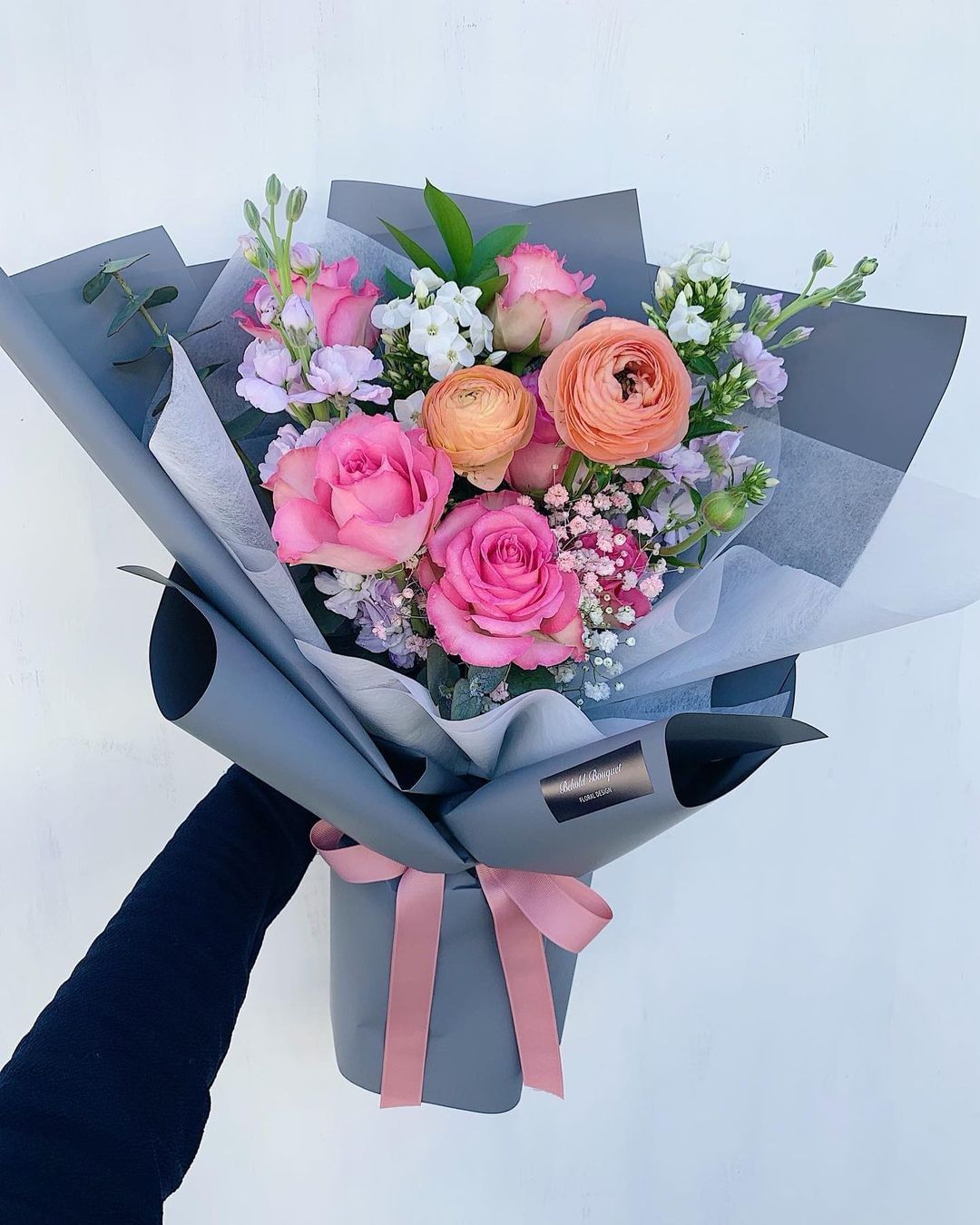 Bouquet with Sweet Unique roses - on Thursd