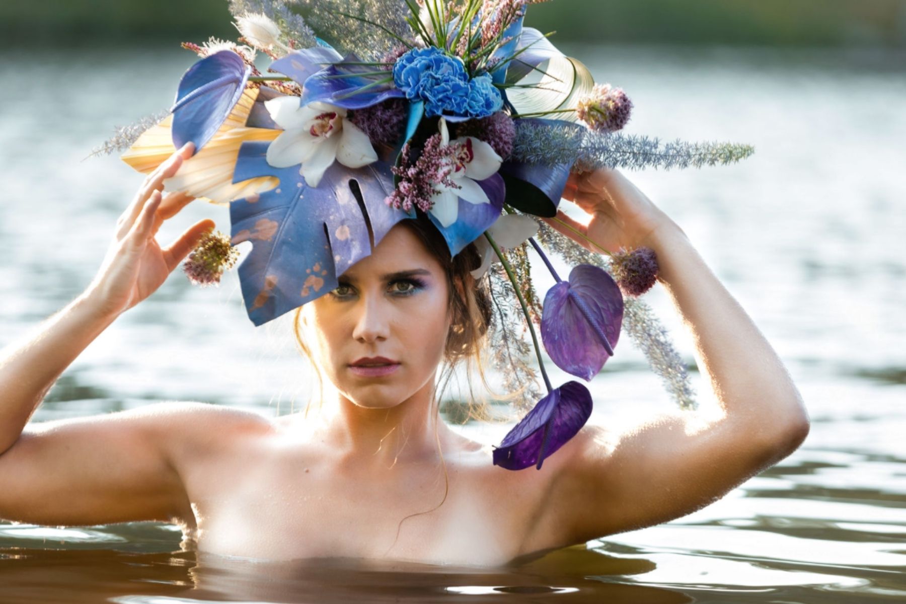 Floral Design Headpiece by Ace Berry - Photo by @indigoblue_photography - On Thursd