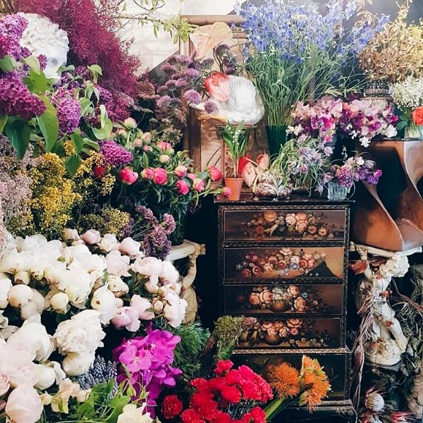 Muse Montmartre floral shop - on Thursd 