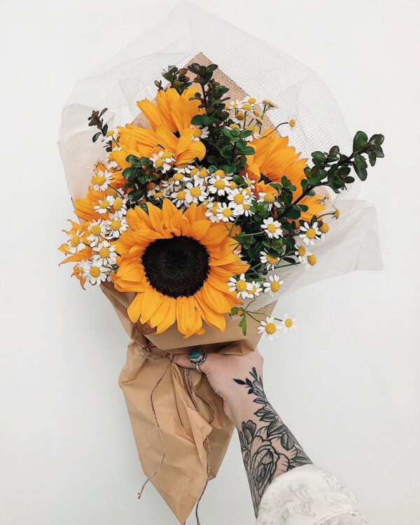 8 Non-traditional Flowers for Valentine's Day Sunflowers